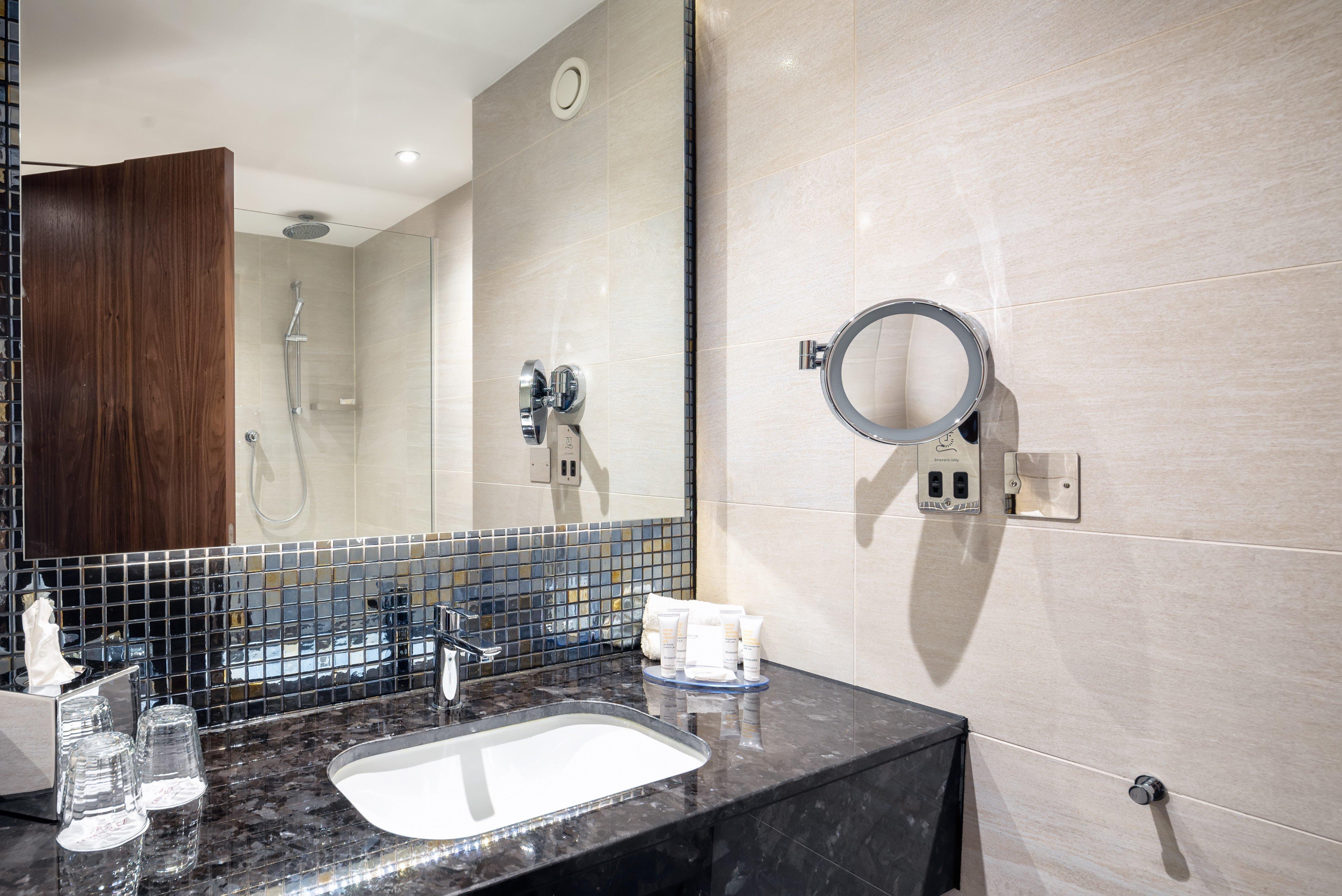 Hotel Crowne Plaza London Heathrow T4 By Ihg Hillingdon Exterior foto