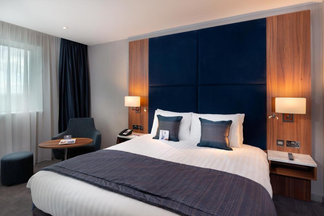 Hotel Crowne Plaza London Heathrow T4 By Ihg Hillingdon Exterior foto